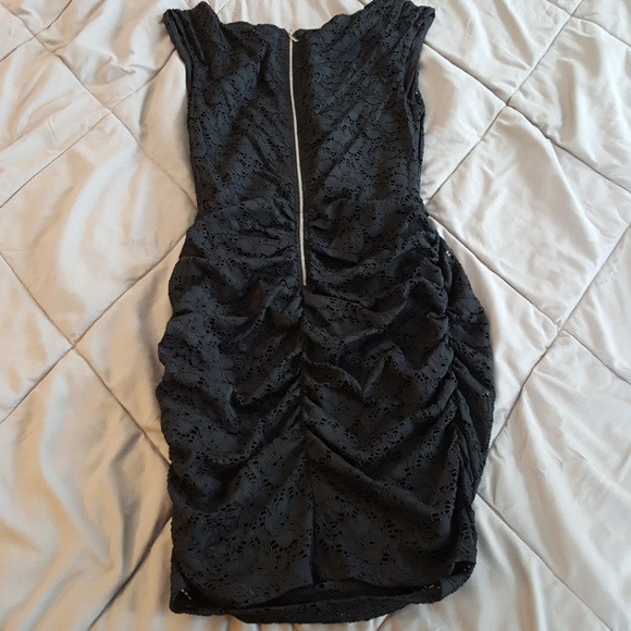 Women's Sexy Sleeveless Lace Dress w/Ruching - Picture 2 of 3